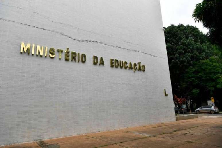 Ministério da Educação deve avaliar 14 propostas para criação de um primeiro mestrado acadêmico a distância neste ano