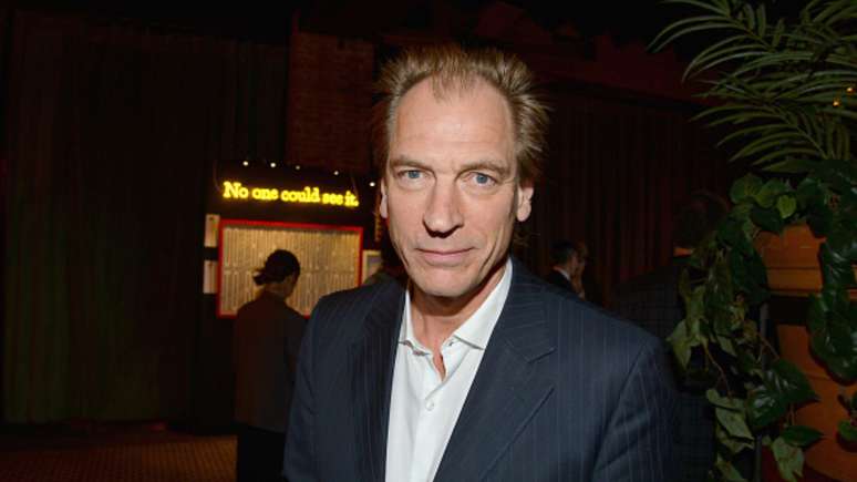 Morte de Julian Sands é confirmada 5 meses após desaparecimento do ator