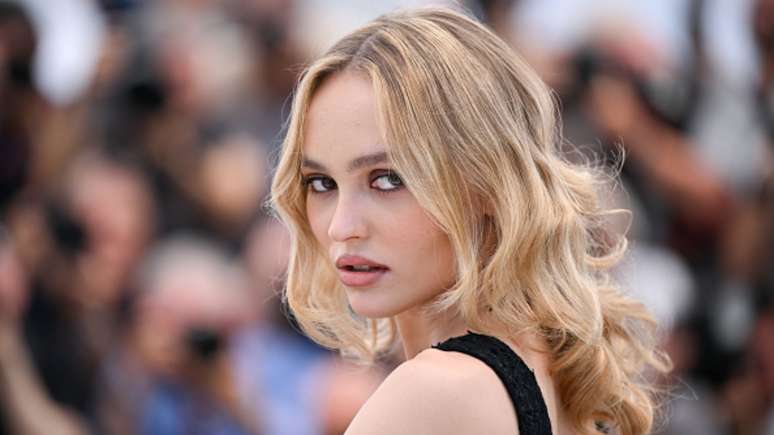 Lily-Rose Depp defende cenas de sexo em The Idol: "Não vamos fugir disso"