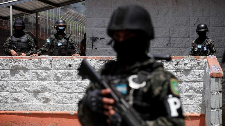 A popularidade de Nayib Bukele, presidente de El Salvador, tamb&eacute;m atinge bons n&iacute;veis em Honduras, devido &agrave;s medidas punitivas que imp&ocirc;s em seu pa&iacute;s