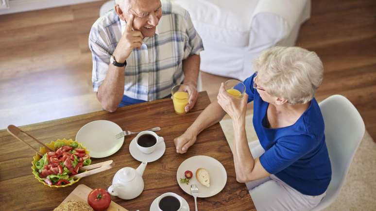 Social interaction may increase longevity, study finds