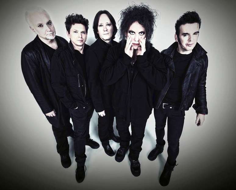 The Cure will perform for 2.5 hours in Brazil