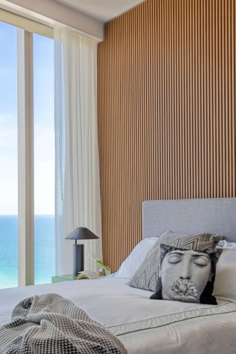 450m² apartment designed by Daniela Saliba.
