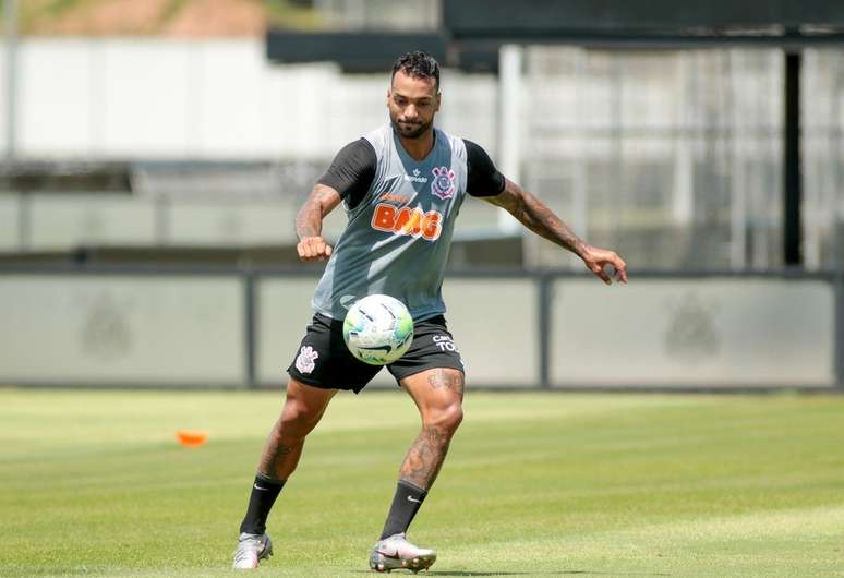 Michel Macedo entra na justiça e processa o Corinthians –