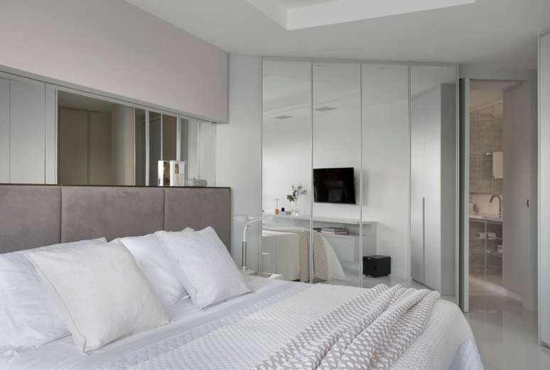 200 m² apartment designed by Ana Moura and Ana Higino.