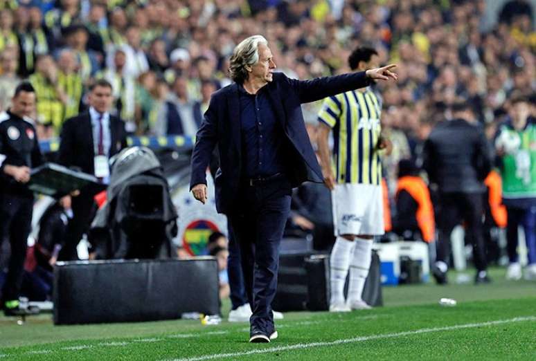 Jorge Jesus durante sua passagem pelo Fenerbahçe, da Turquia –