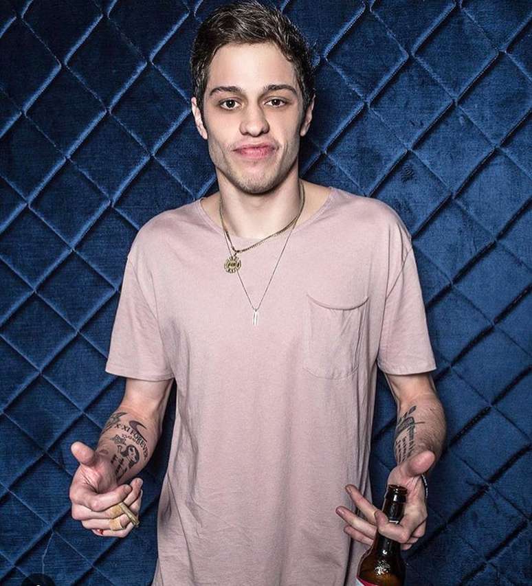 Comedian Pete Davidson is checked into rehab