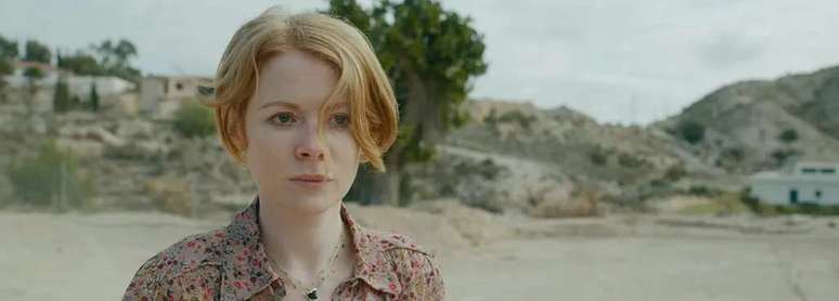 Emily Beecham is a pleasant surprise from O Pacto. (Image: Disclosure/Prime Video) Emily Beecham is a pleasant surprise from O Pacto. (Image: Disclosure/Prime Video)
