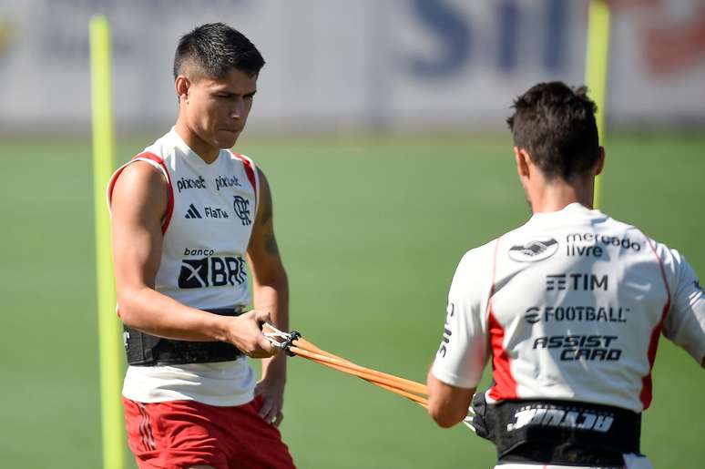 Luiz Araújo durante treino desta quinta-feira –