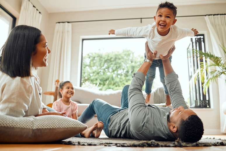 VOLTA ÀS AULAS - BRINCADEIRAS DIVERSAS ATIVIDADES DE FÉRIAS