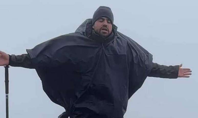 O coach Pablo Marçal em expedição no Pico dos Marins, em Piquete (SP)