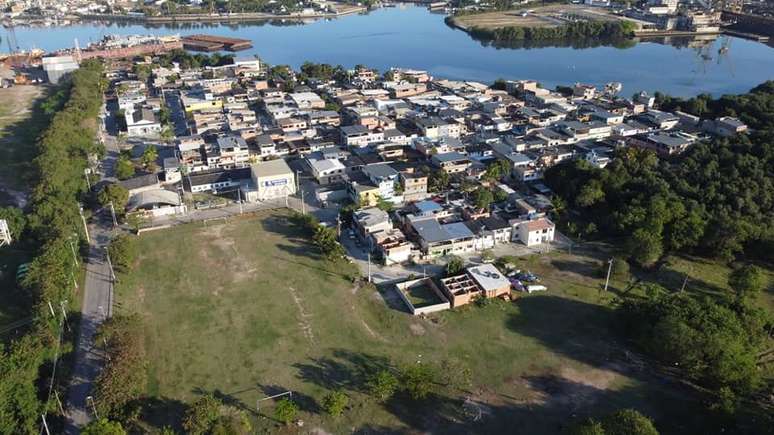 Vista de cima da Vila Residencial, dentro do campus da UFRJ, onde moram 750 famílias