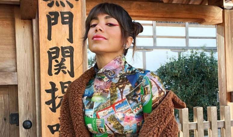 ‘Healer’!  Anitta makes a controversial statement when she reveals the “cure” for cancer