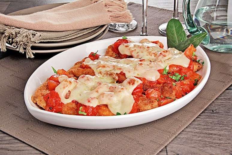Rustic gravy chicken parmesan in just 1 hour