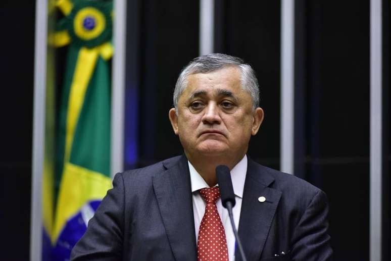 BRASILIA DF NACIONAL 10/05/2023 - JOSE GUIMARAES PETISTAS CENTRAO Plenário - Sessão Deliberativa Extraordinária - Ordem do dia Proposições Remanescentes do Dia Anterior. Dep. José Guimarães (PT - CE) FOTO BRUNO SPADA /AGENCIA CAMARA