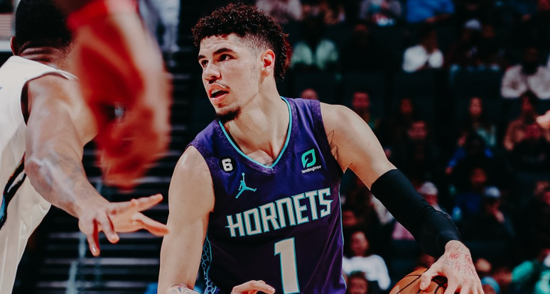 LaMelo and Reaves dominate the second day of NBA Free Agency