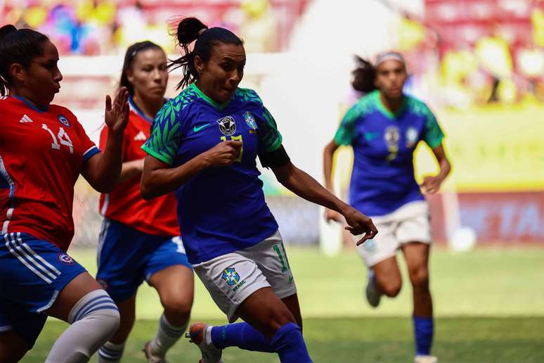 Brasil aplica 4 x 0 no Chile em último amistoso antes da Copa