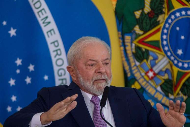 Lula discursou durante a cerimônia de início das obras de um novo trecho da Ferrovia de Integração Oeste