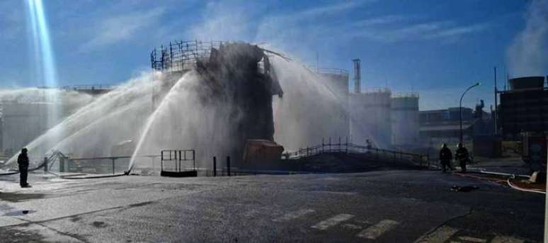 Incêndio atingiu um tanque petroquímico de uma unidade da Braskem em Santo André, no ABC paulista, no dia 22 de junho.