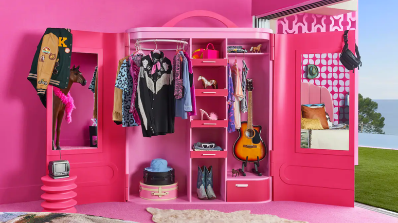 Barbie - O guarda-roupa da Barbie