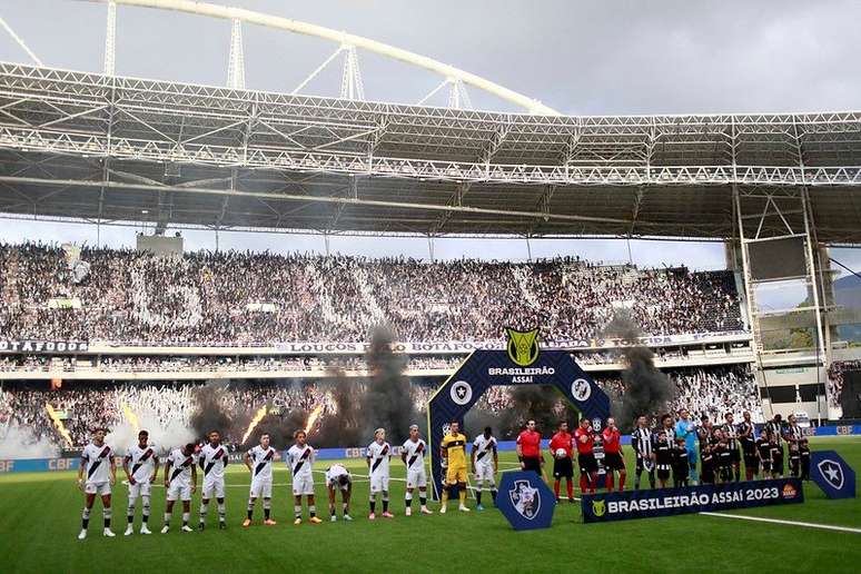 Estádio Nilton Santos recebeu ótimo público e bateu recorde recente –