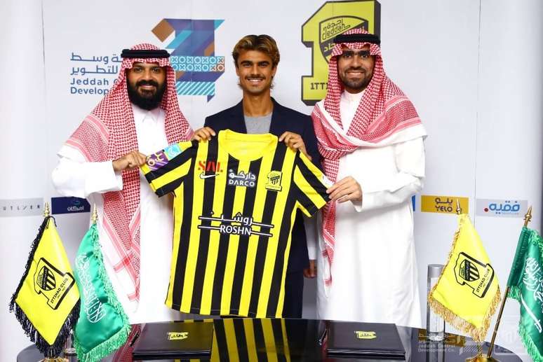 Jota é anunciado como terceiro reforço do Al-Ittihad, da Arábia Saudita –