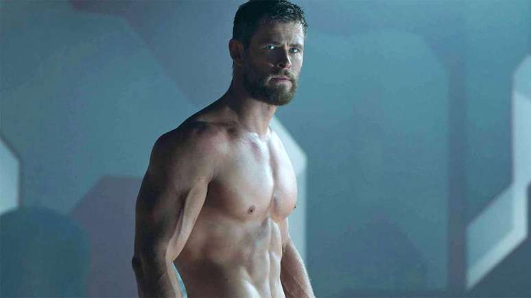 Thor  Chris Hemsworth vai pegar mais leve em próximo treinamento