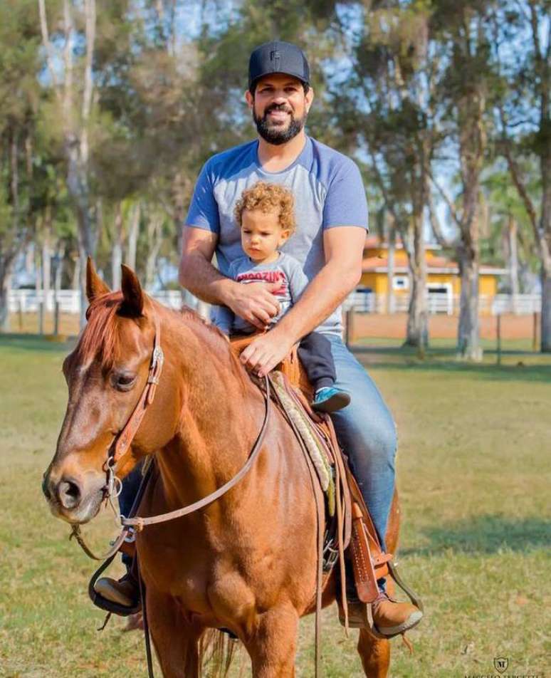 Sorocaba curtindo tempo livre com o filhinho Theo Rodrigues Fakri