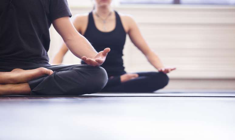 Por que professores de ioga podem sofrer graves problemas no
