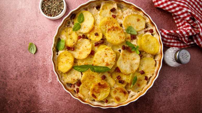 Batata gratinada com bacon