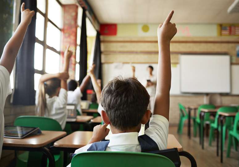 Crianças em sala de aula