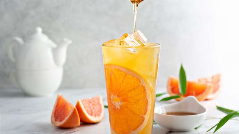 Suco de laranja com mel