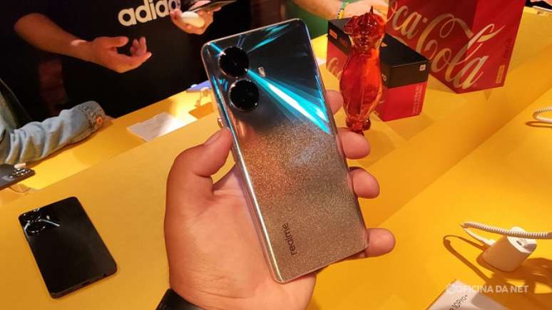 Para quem tem R$ 1000, o Realme 10 Pro é o melhor smartphone importado que você vai encontrar no AliExpress.