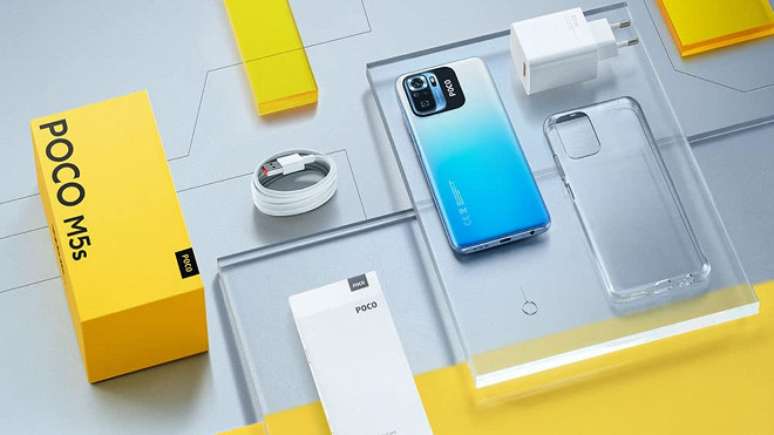 O POCO M5s é uma opção moderna e continua sendo barata.