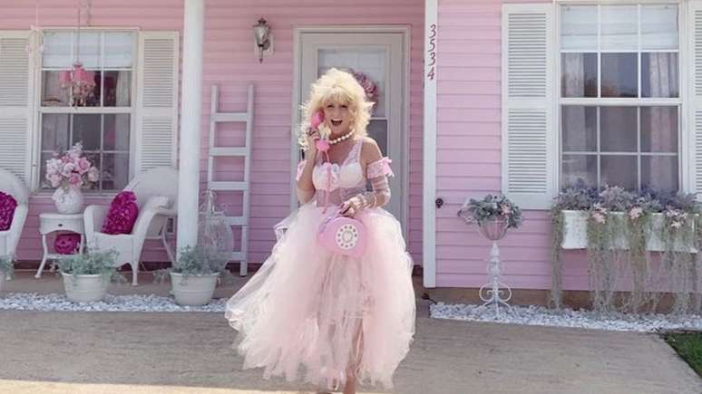 Dena Danielle transformou sua resid&ecirc;ncia em uma verdadeira casa de boneca &ndash;