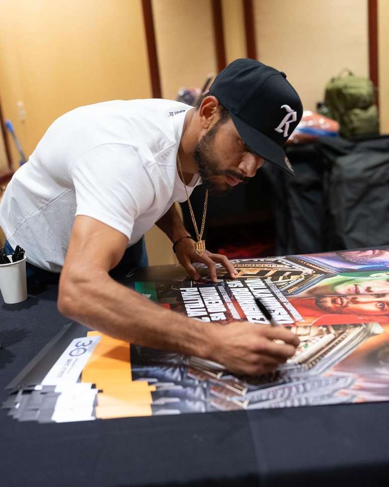 Yair Rodr&iacute;guez, um dos astros do UFC 290 (FOTO: Divulga&ccedil;&atilde;o/Instagram UFC Brasil)