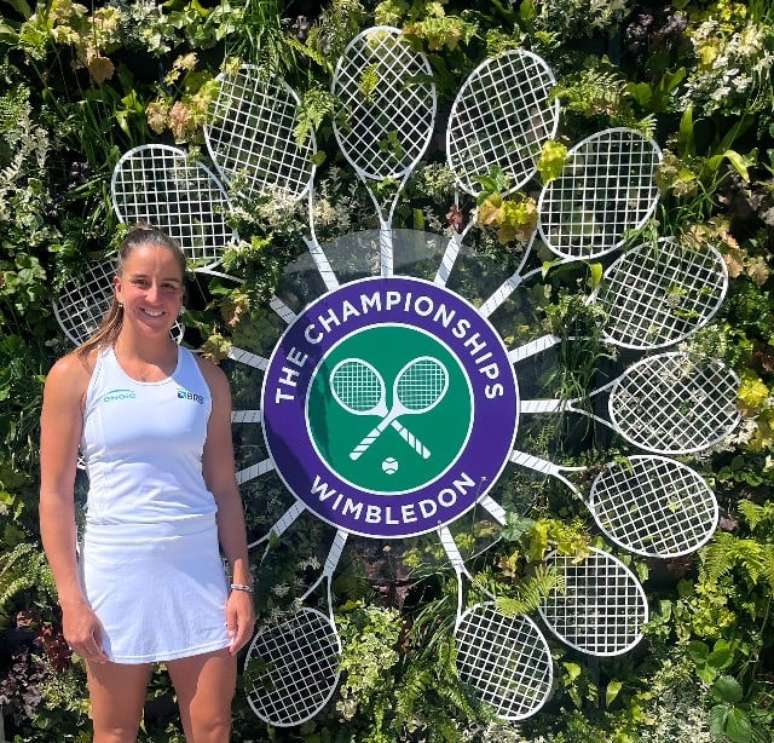 Ingrid Martins enters the Wimbledon draw and wins with authority Ingrid Martins enters the Wimbledon draw and wins with authority