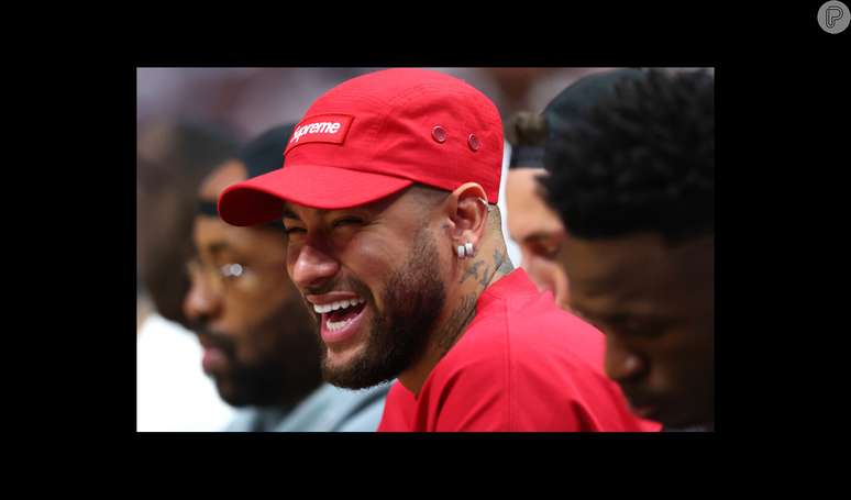 Neymar takes friends to enjoy a mansion without Bruna Biancardi after betraying controversy