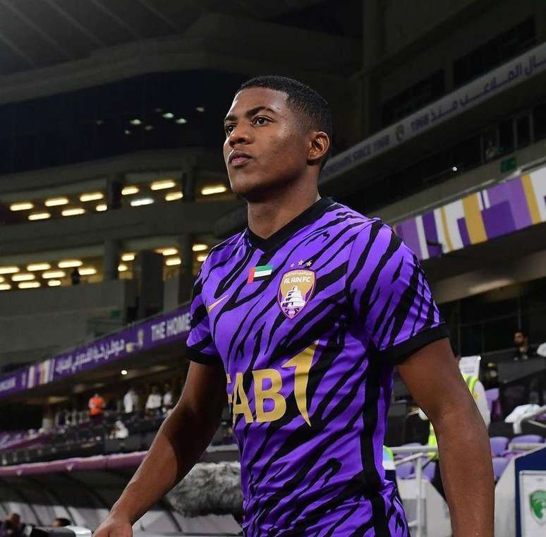 J&ocirc;natas Santos, atacante brasileiro do Al Ain (Divulga&ccedil;&atilde;o/Al Ain)