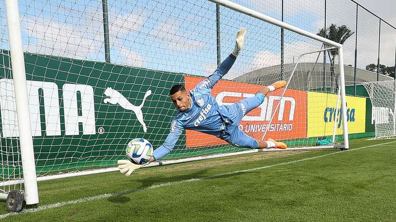 Ka&iacute;que, goleiro da categoria sub-20, passar&aacute; a integrar o elenco profissional do Palmeiras-