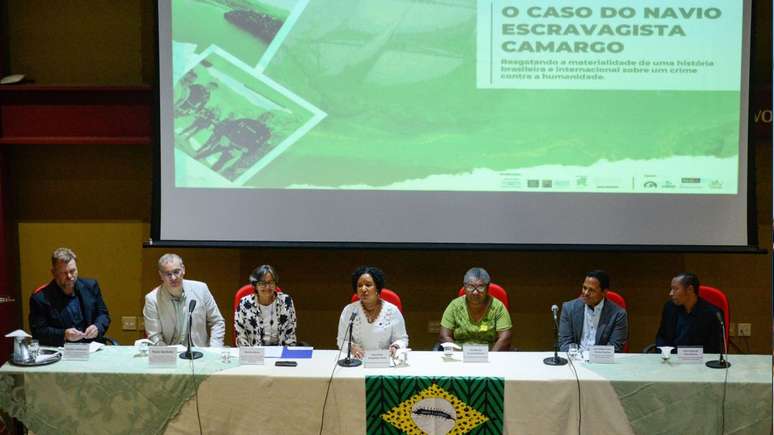 "Devemos investir nisso para que outros crimes contra a humanidade não voltem a acontecer", disse Ana Flávia