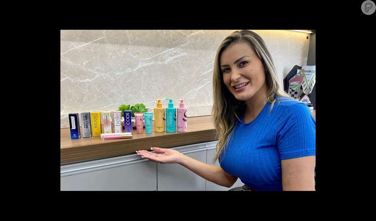 Andressa Urach Leva Filho Menor De Idade Para Curtir Casa De