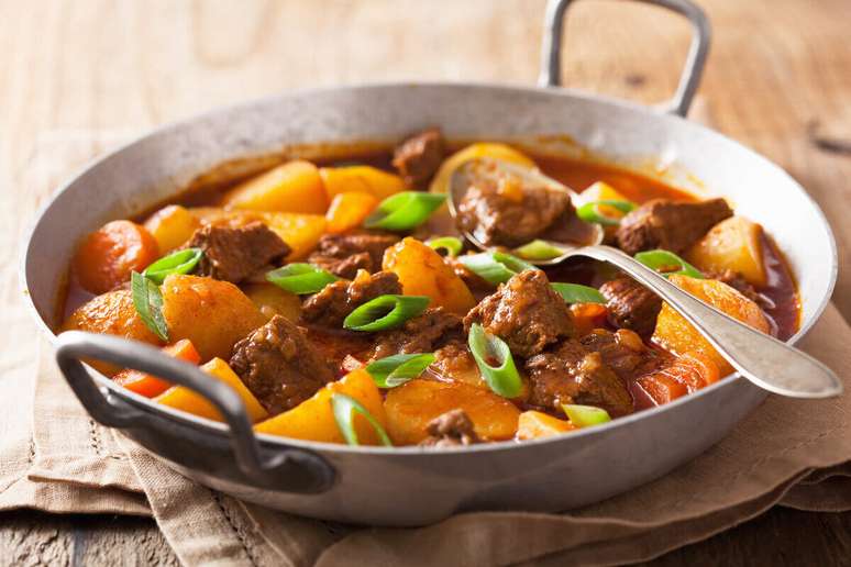 Meat with potatoes and carrots 