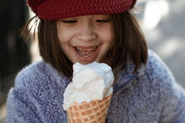 Is it bad to eat ice cream with cold or flu?