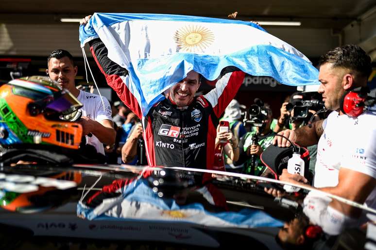 Matías Rossi comemora fim de semana quase perfeito em Interlagos