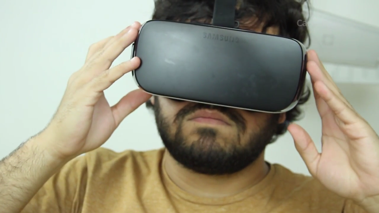 Samsung VR headsets are expected to be delayed by six months due to Apple Vision Pro