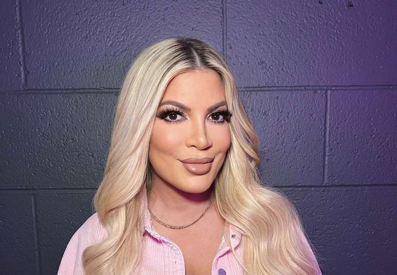 The actress who grew up in a 5 million mansion is seen living in a budget hotel