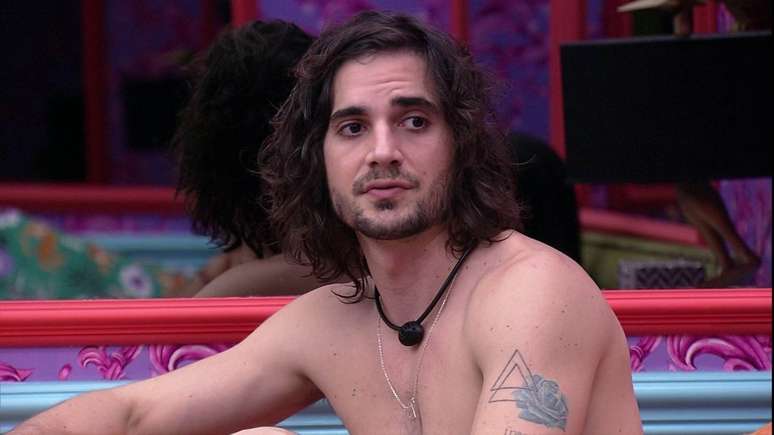 Fiuk recalls controversy over not showering at ‘BBB’: ‘It’s not my fault’