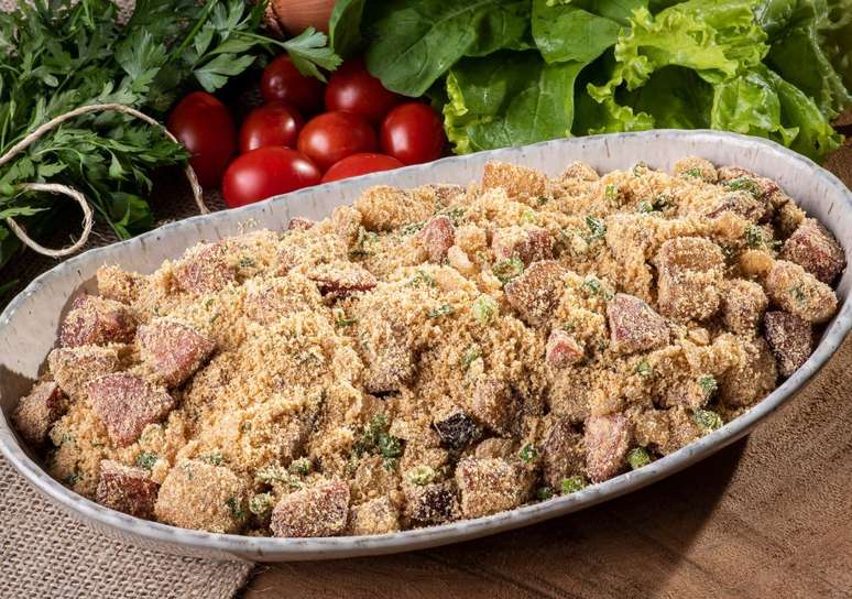 Learn how to make 6 types of farofa in just 30 minutes