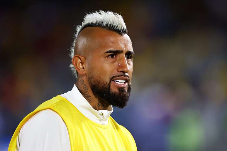 Vidal no aquecimento pelo Flamengo - 